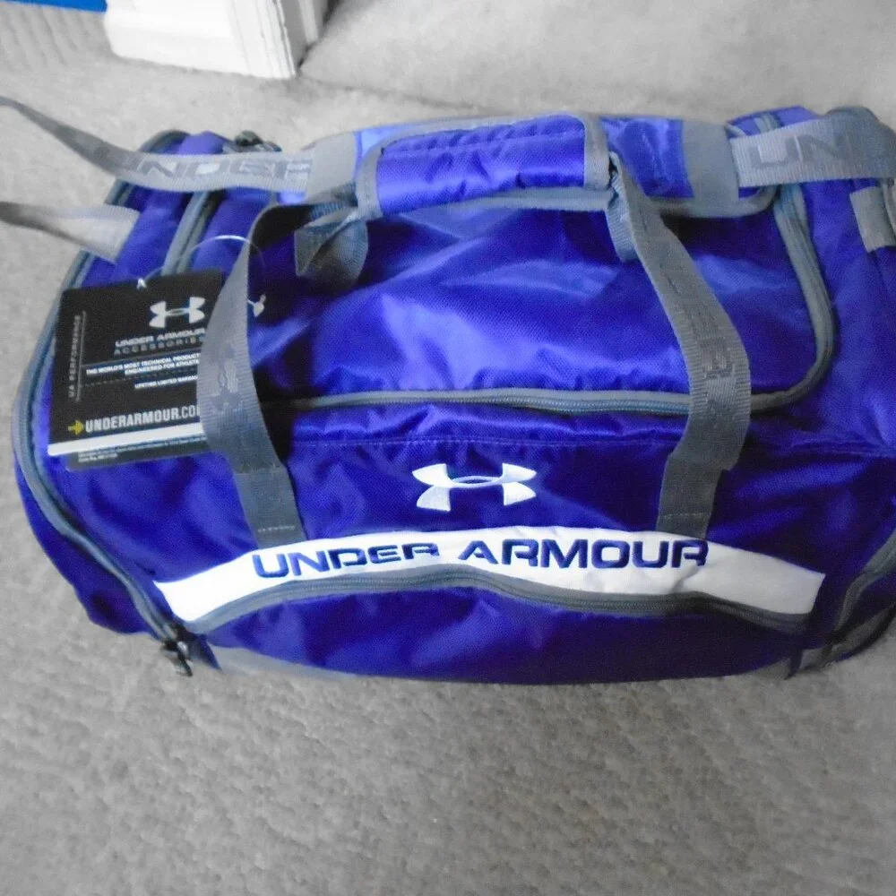 Unisex Purple Victory Small Team Duffel Bag NWT - Picture 1 of 6